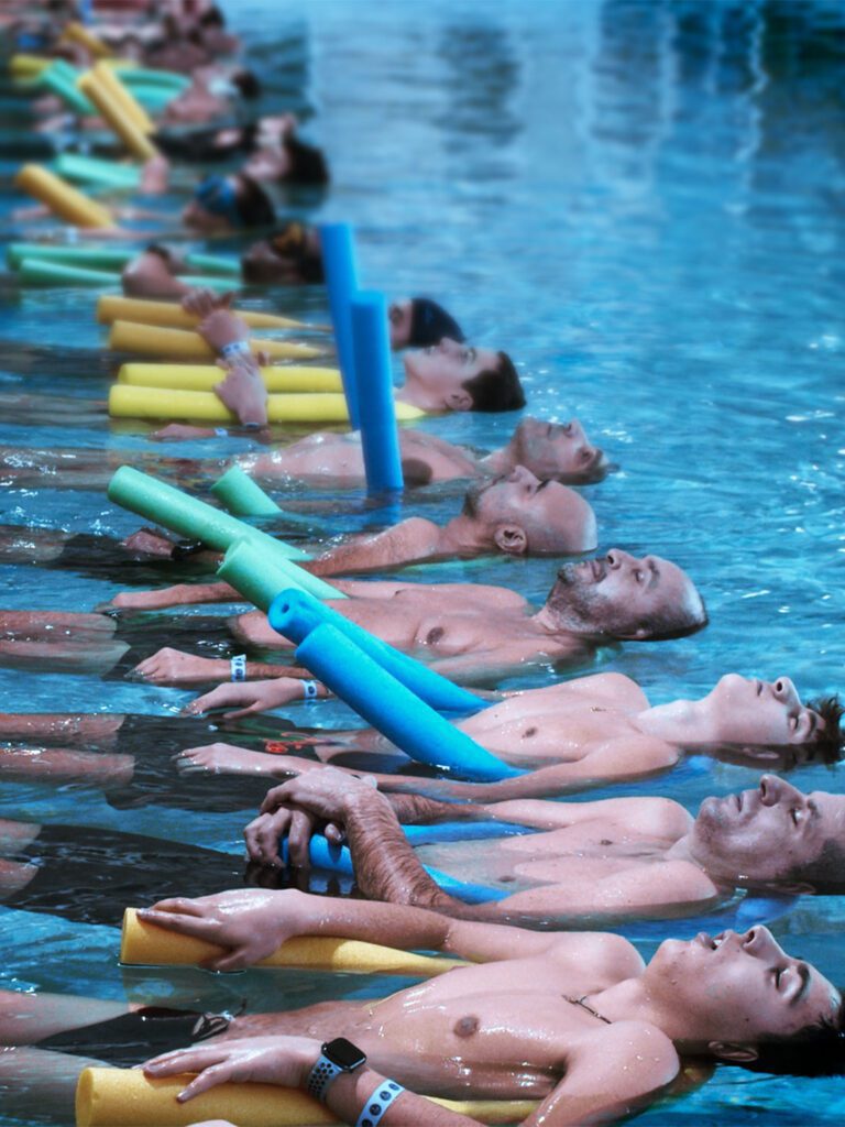 Apneisti in piscina imparano a gestire le fonti di stress